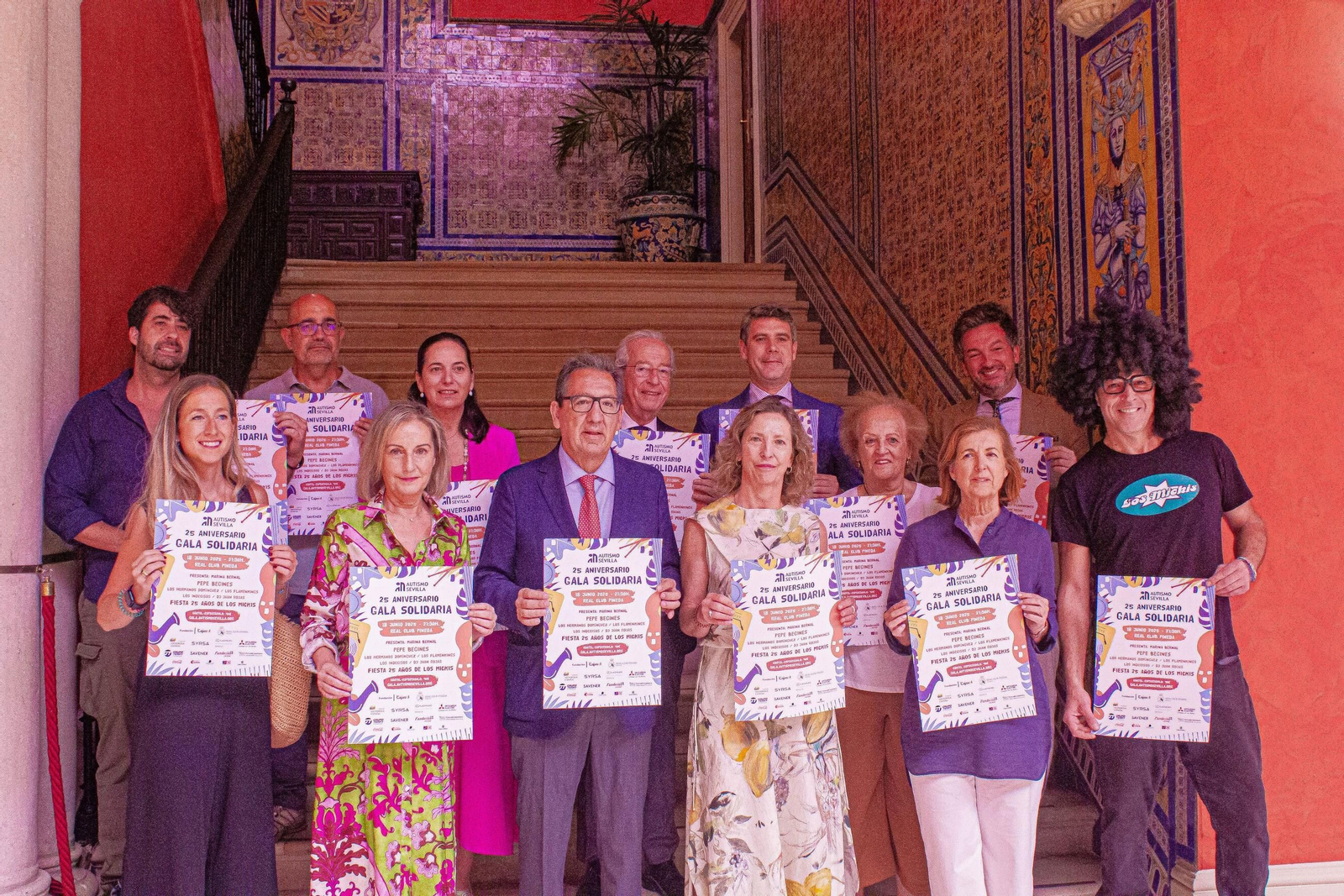 Un momento de la presentación de la Gala Solidaria de Autismo Sevilla en el Ayuntamiento. Un momento de la presentación de la Gala Solidaria de Autismo Sevilla en el Ayuntamiento.