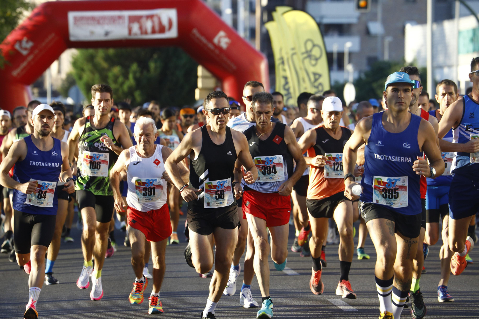 La XXXVII Media Maratón Córdoba-Almodóvar del Río, en imágenes