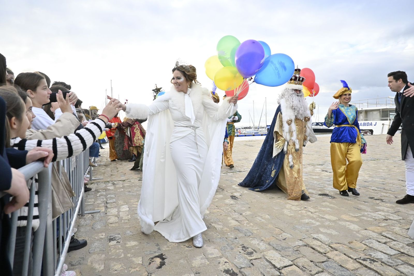 Las mejores fotografías de la llegada de los Reyes Magos a Huelva
