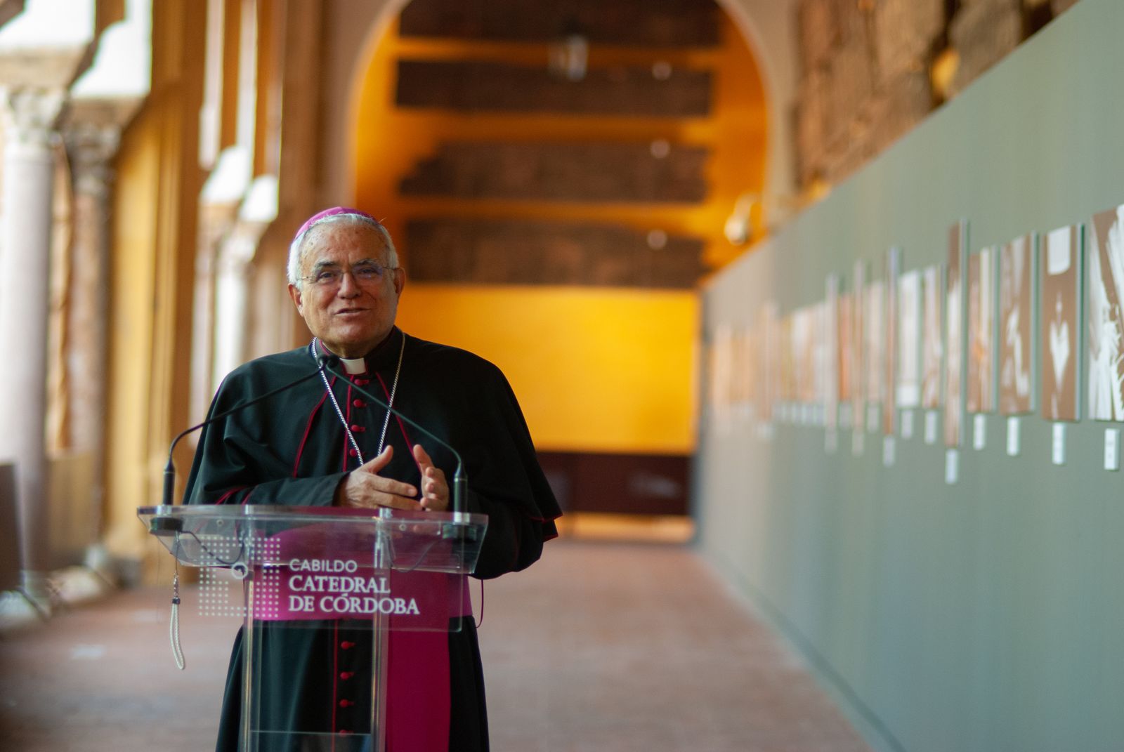 La exposición 'Ventanas al cielo. Dentro de la clausura' de Córdoba, en imágenes
