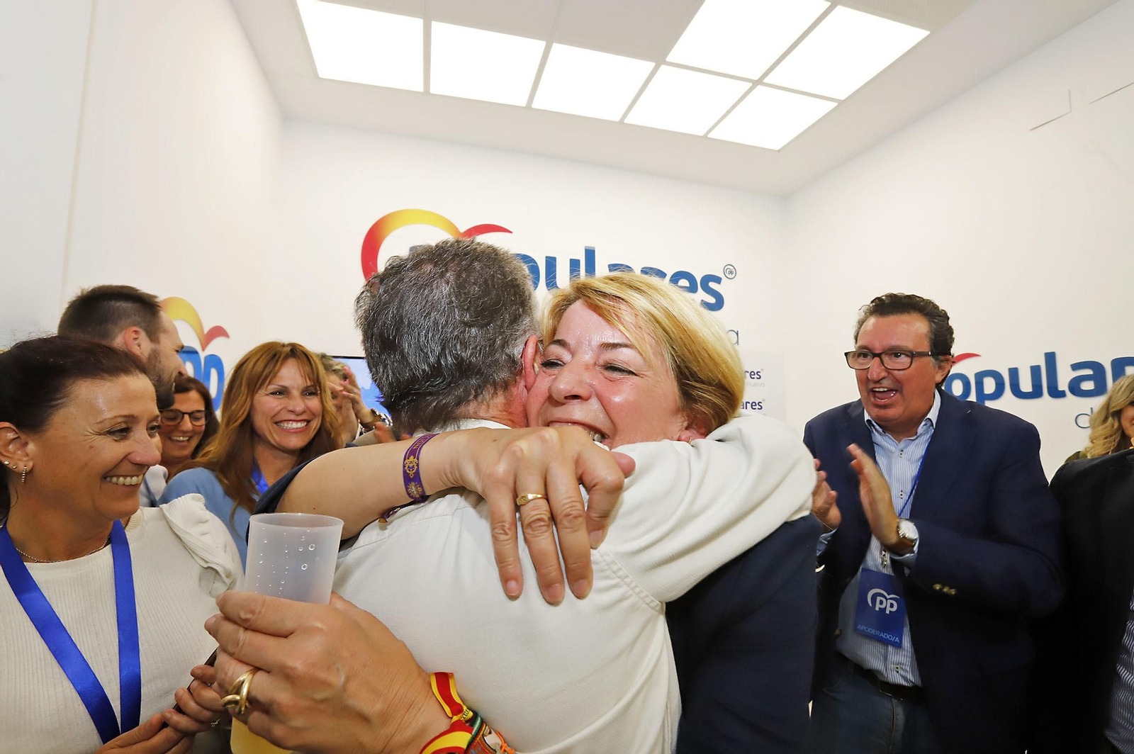 Elecciones 2023: Imágenes de la celebración por la vitoria de Pilar Miranda en las elecciones Municipales de Huelva