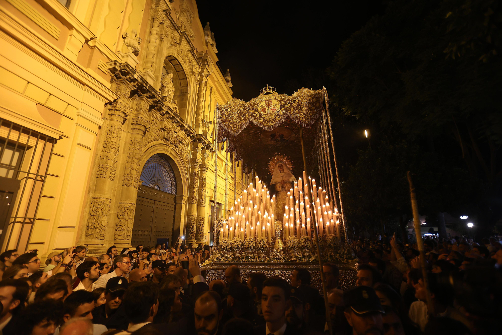 Salida extraordinaria de la Virgen de las Aguas