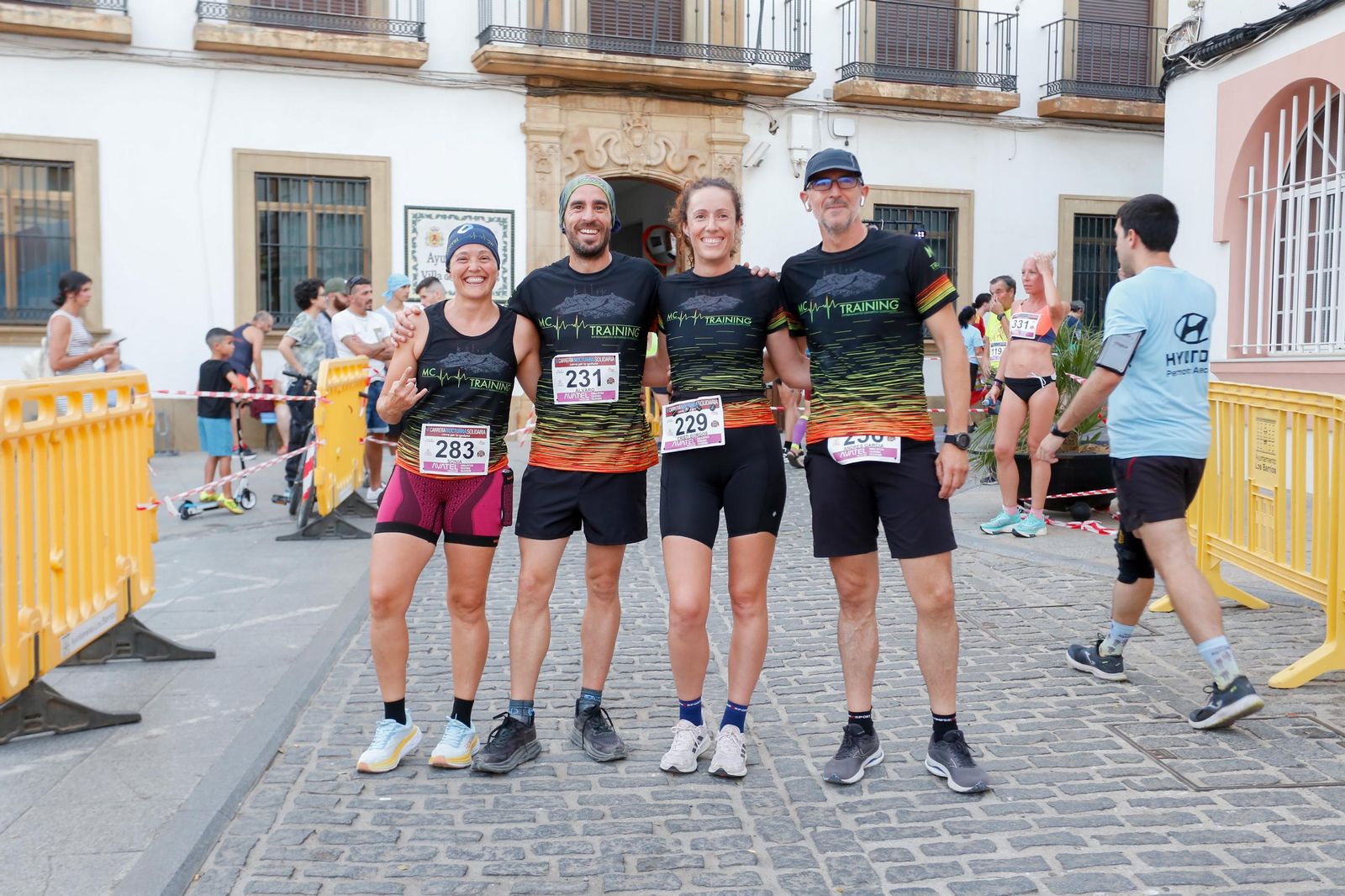 Fotos de la carrera nocturna de Los Barrios