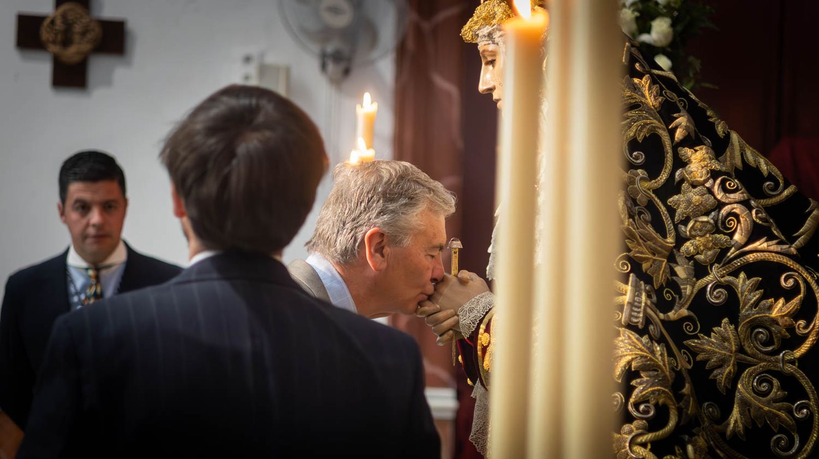Los besapiés y besamanos del Domingo de Pasión en Jerez