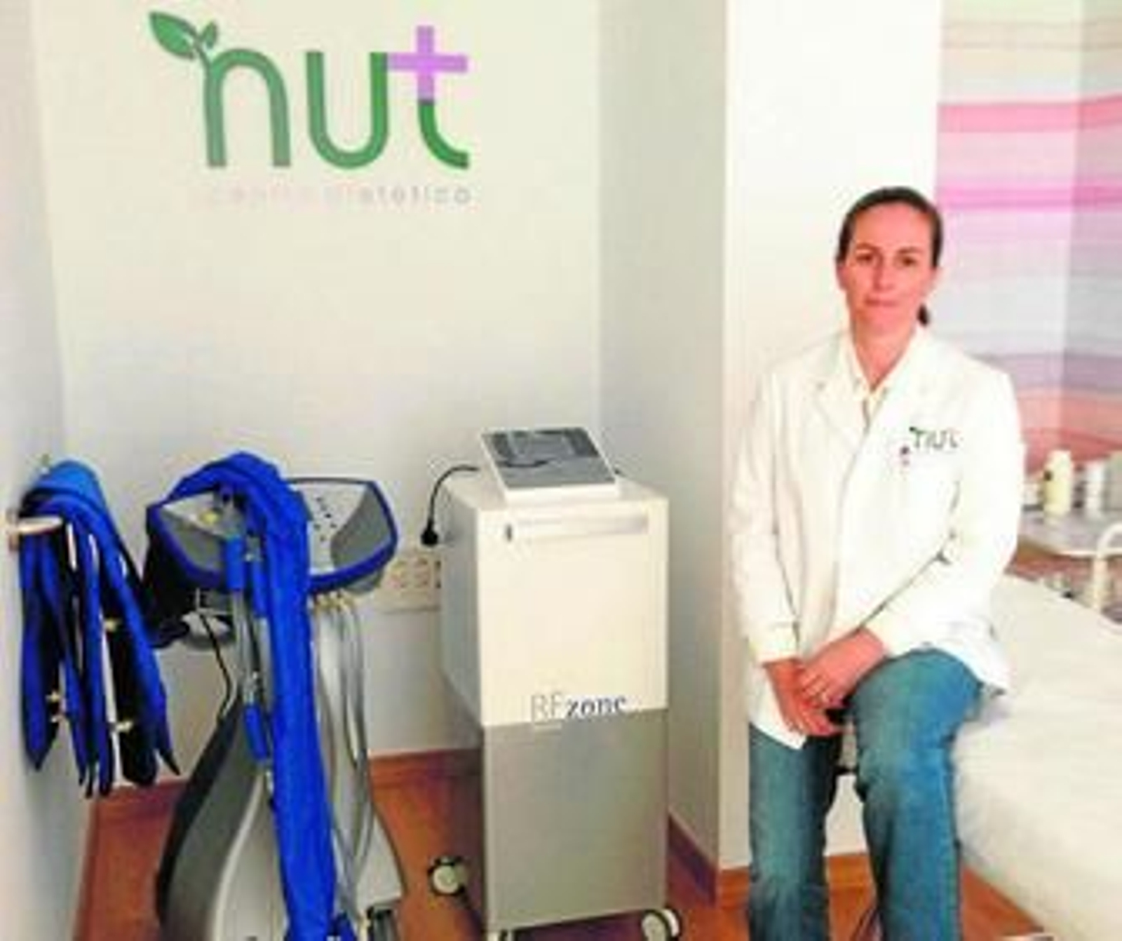 María Ángeles Romero aconseja completar la dieta con tratamientos específicos de belleza.