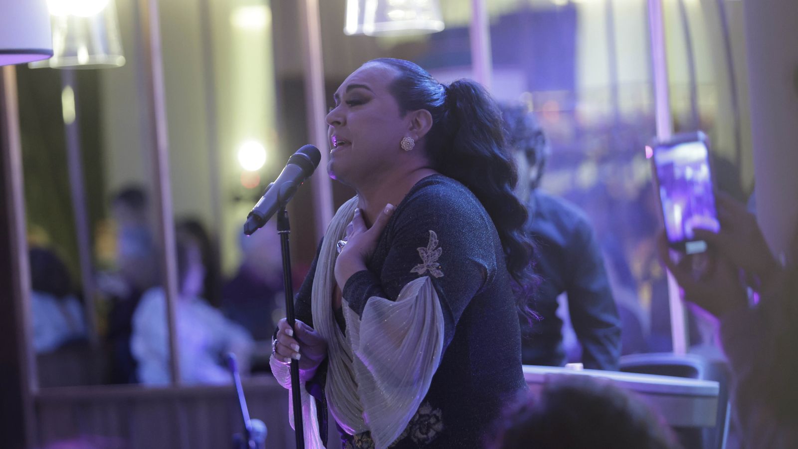 Imágenes del concierto de Falete en el Hotel Colón