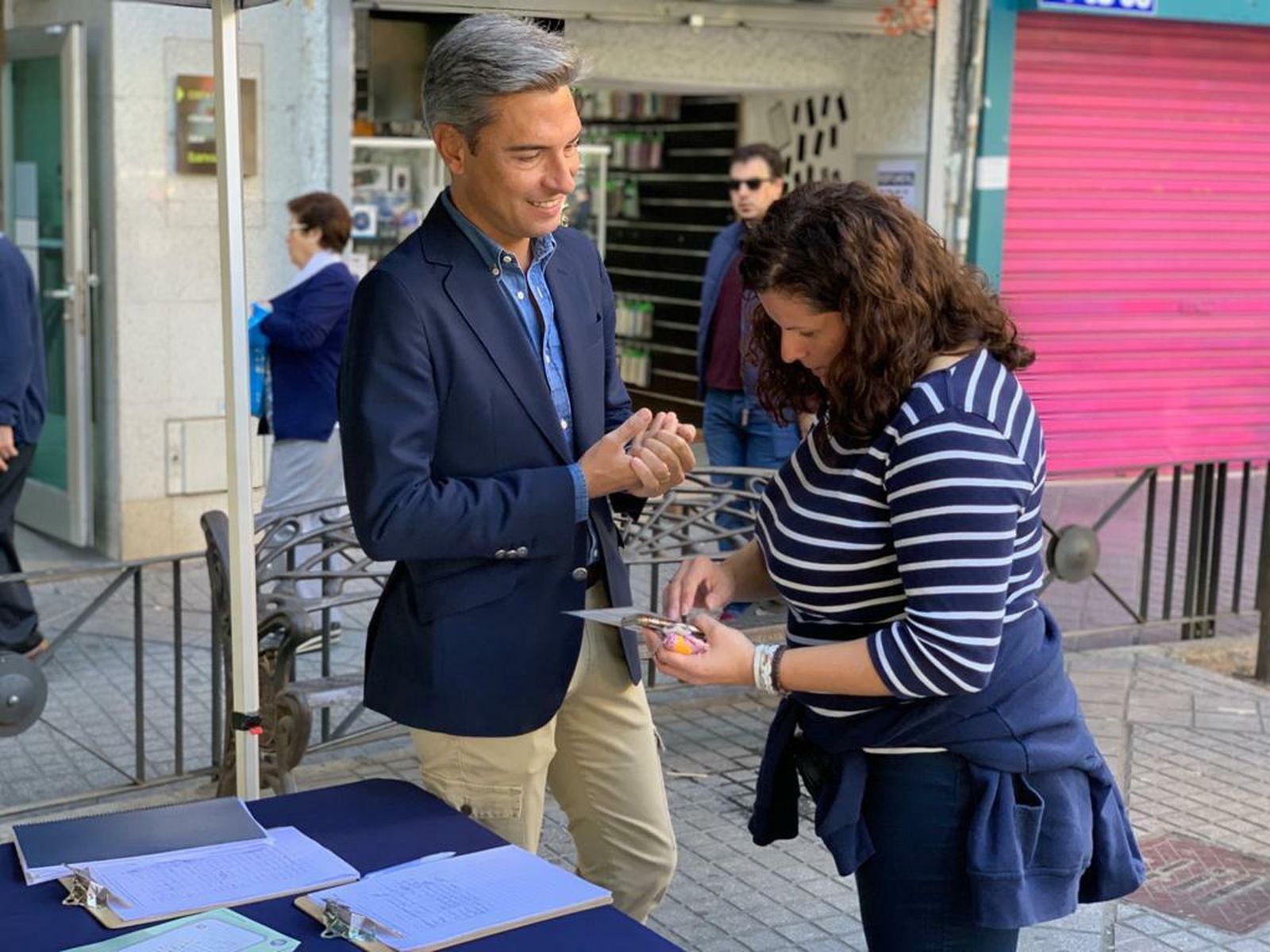 Lorite, en un paseo preelectoral en Costa Sol.