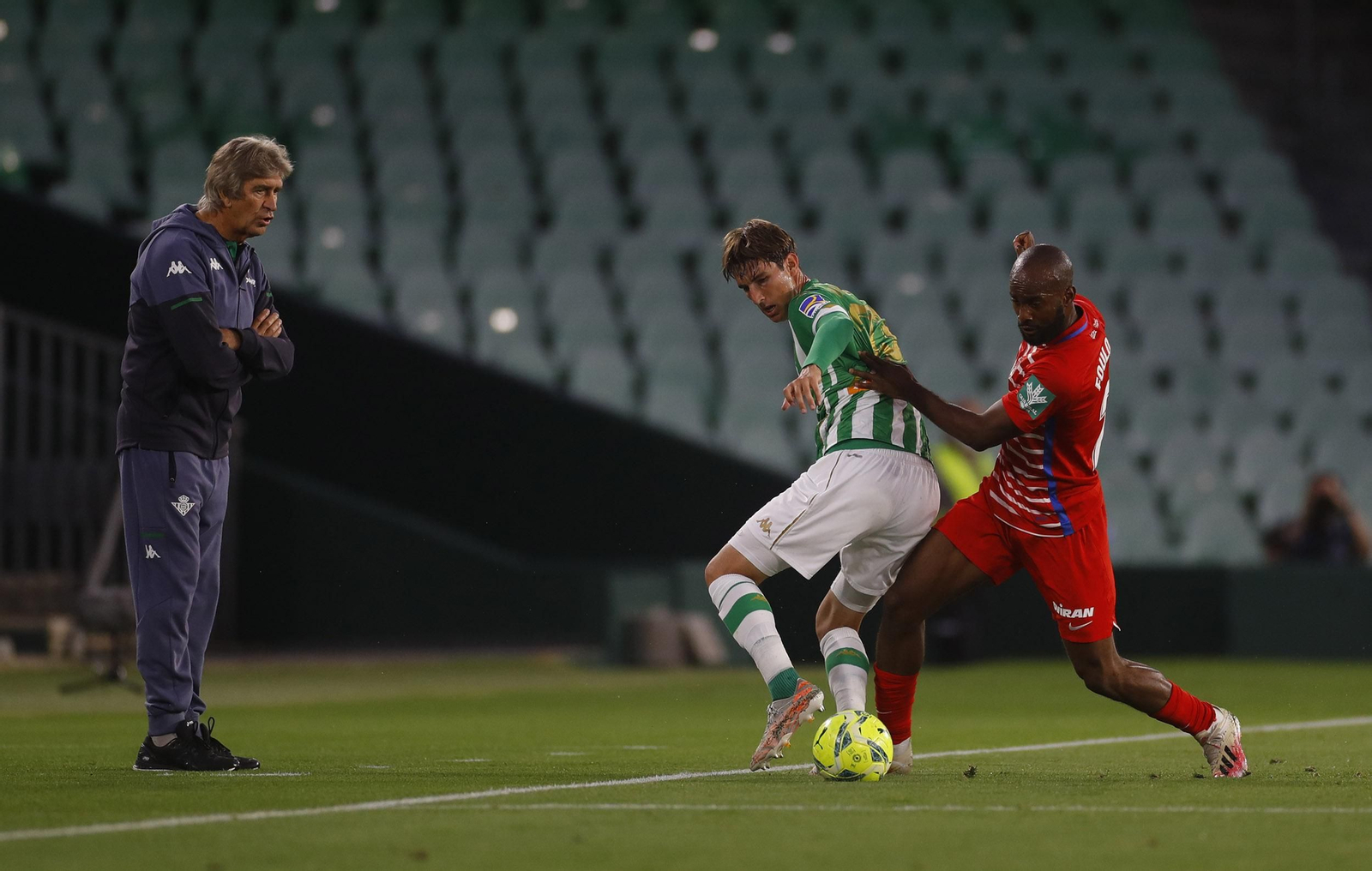 Miranda pugna con Foulquier en presencia de Pellegrini.
