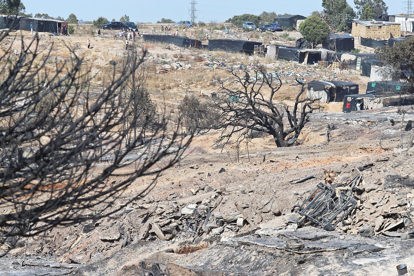 Así quedó el asentamiento de chabolas en Palos de la Frontera tras el incendio