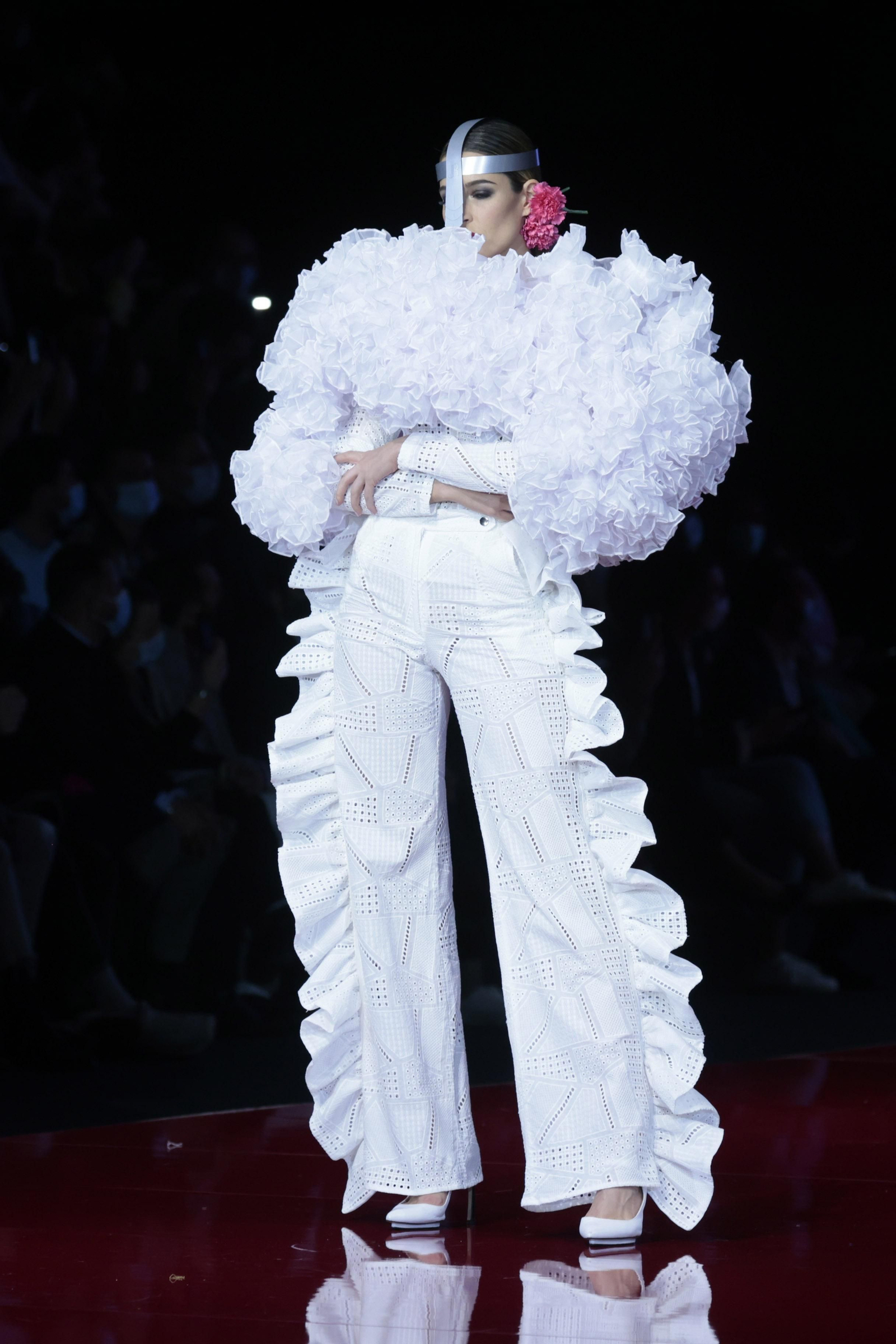 El desfile de José Raposo  en SIMOF 2022, todas las fotos