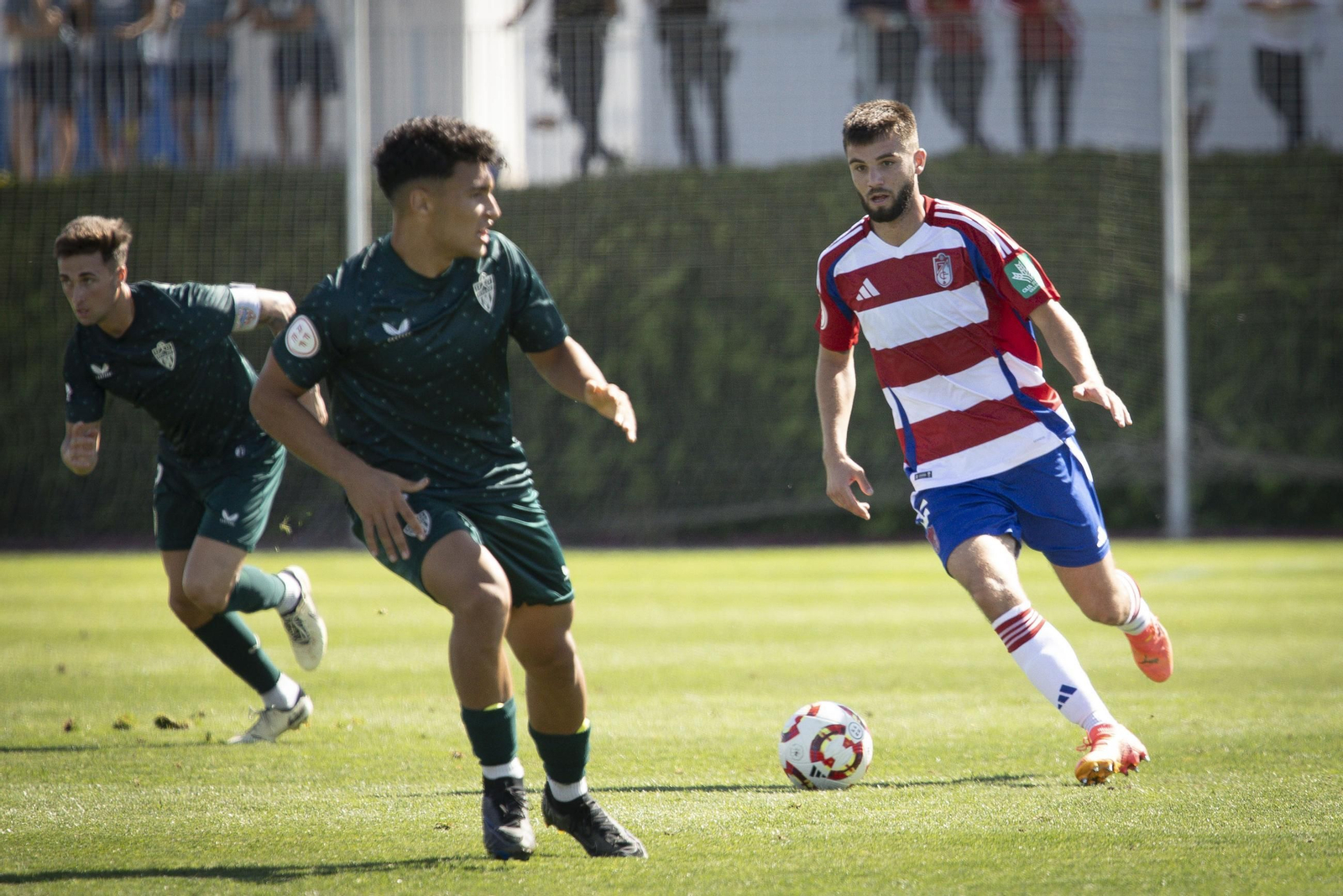 Las mejores imágenes del Recreativo Granada-Almería B