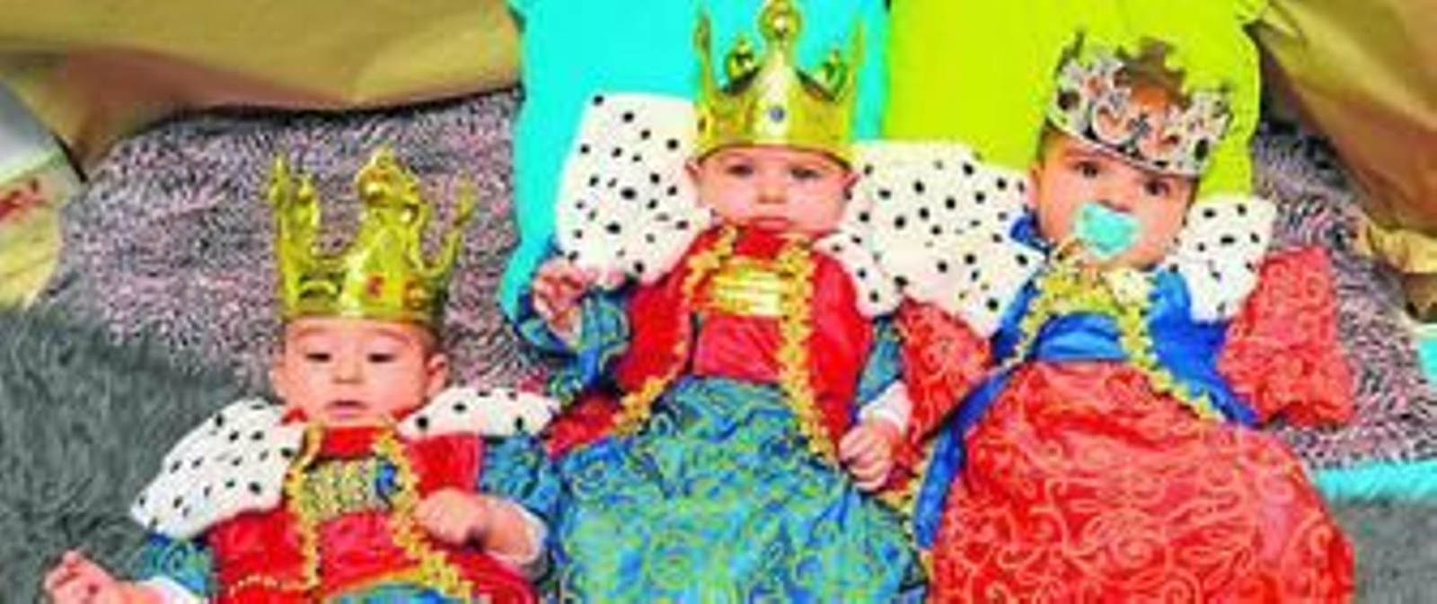 El centro maternal N&M se convierte en un belén viviente repleto de bebés