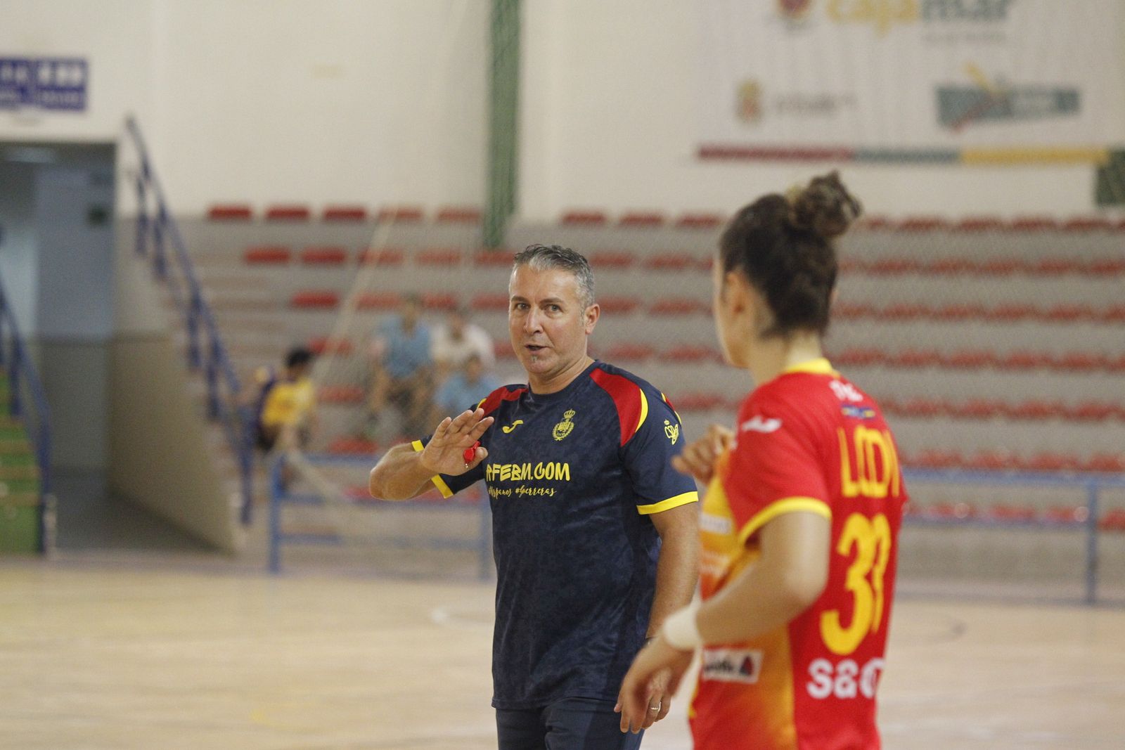Fotogalería 'guerreras de balonmano'. Entrenamiento Selección Española