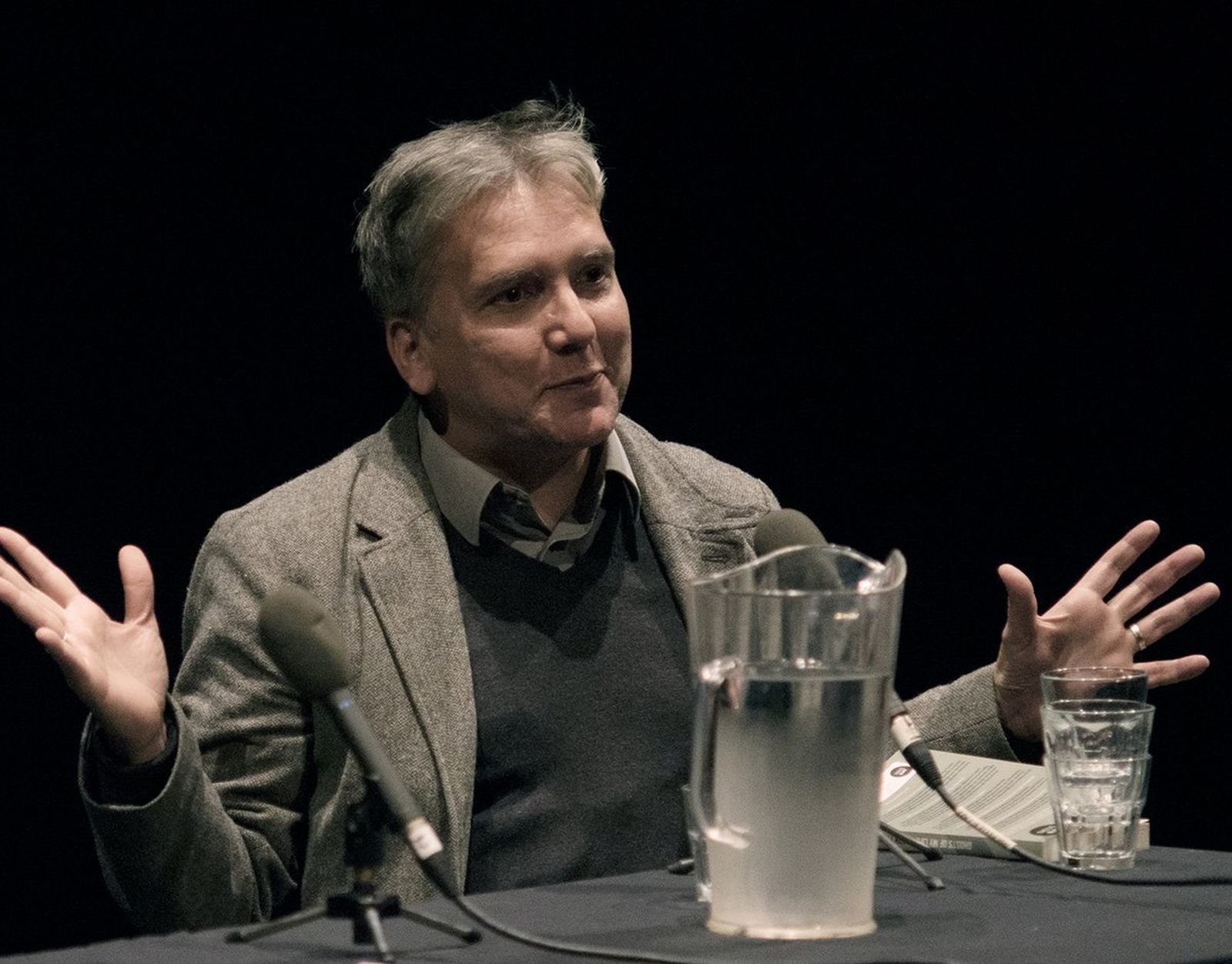 El crítico musical, teórico y escritor británico Mark Fisher (1968-2017).