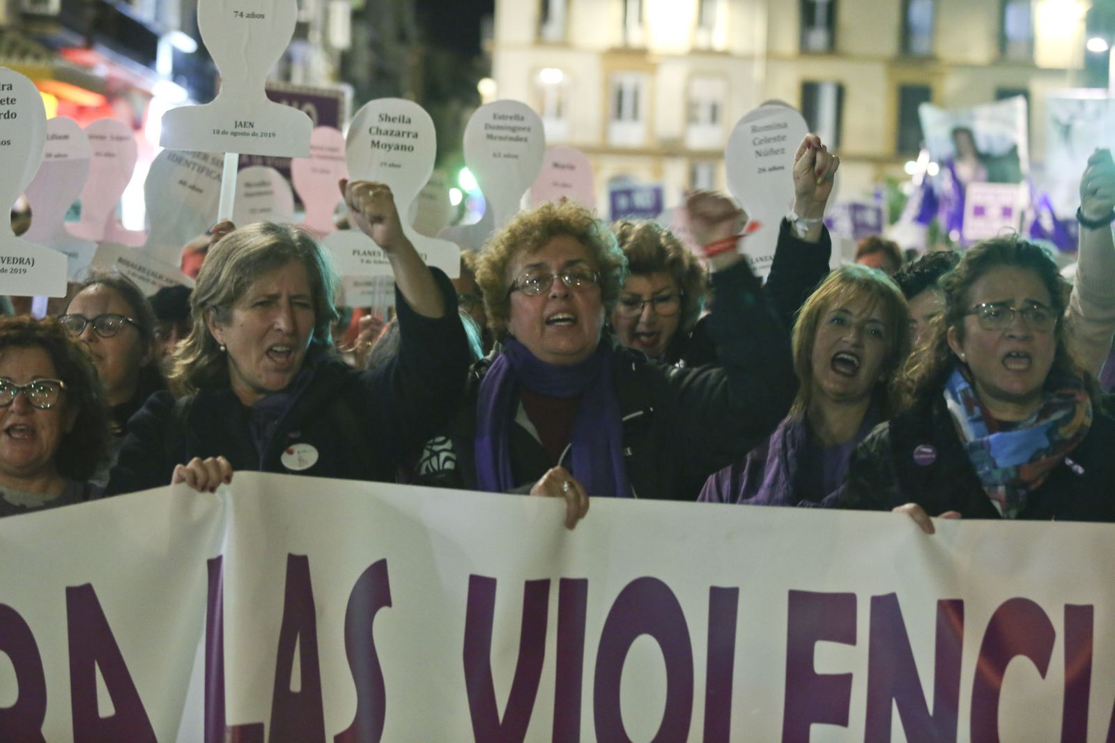 Fotos de la manifestación del 25N contra la violencia de género en Málaga