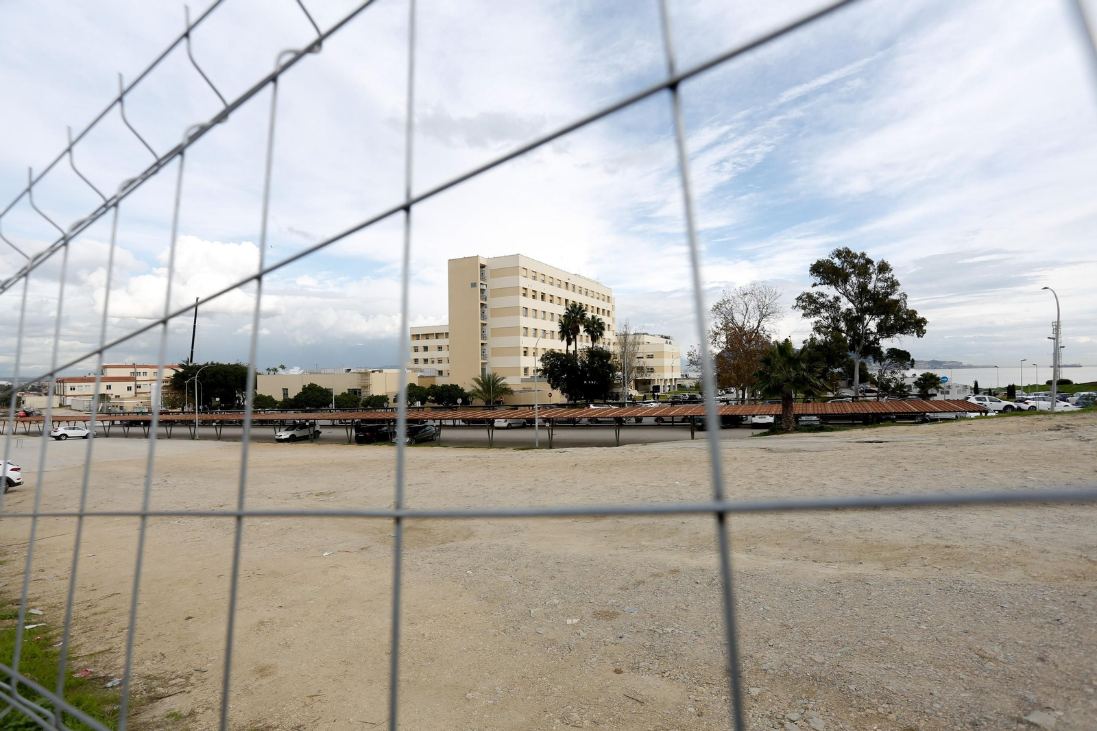 Las fotos de las obras del nuevo aparcamiento del Hospital Punta de Europa de Algeciras