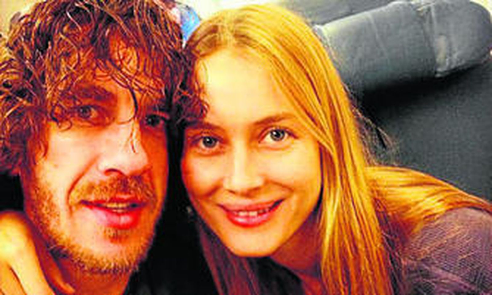 La pareja publicó por primera vez en internet esta foto de ellos.