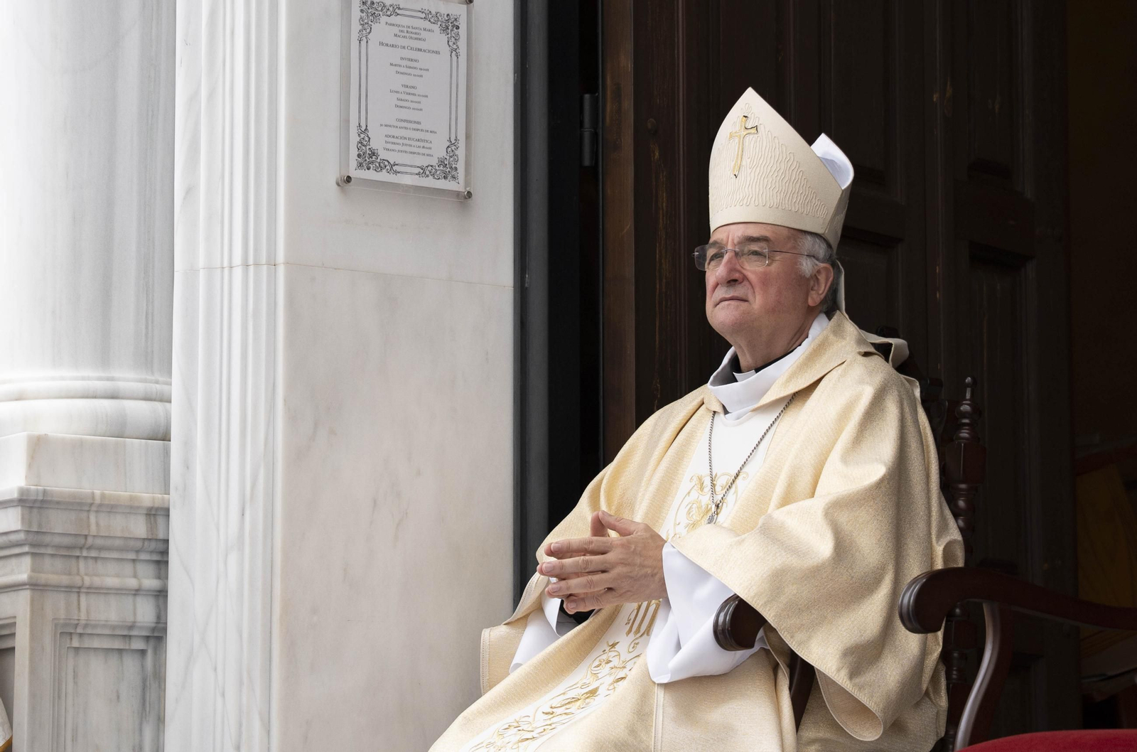 Las imágenes de la misa y procesión en Macael por las fiestas en honor a Nuestra Señora del Rosario