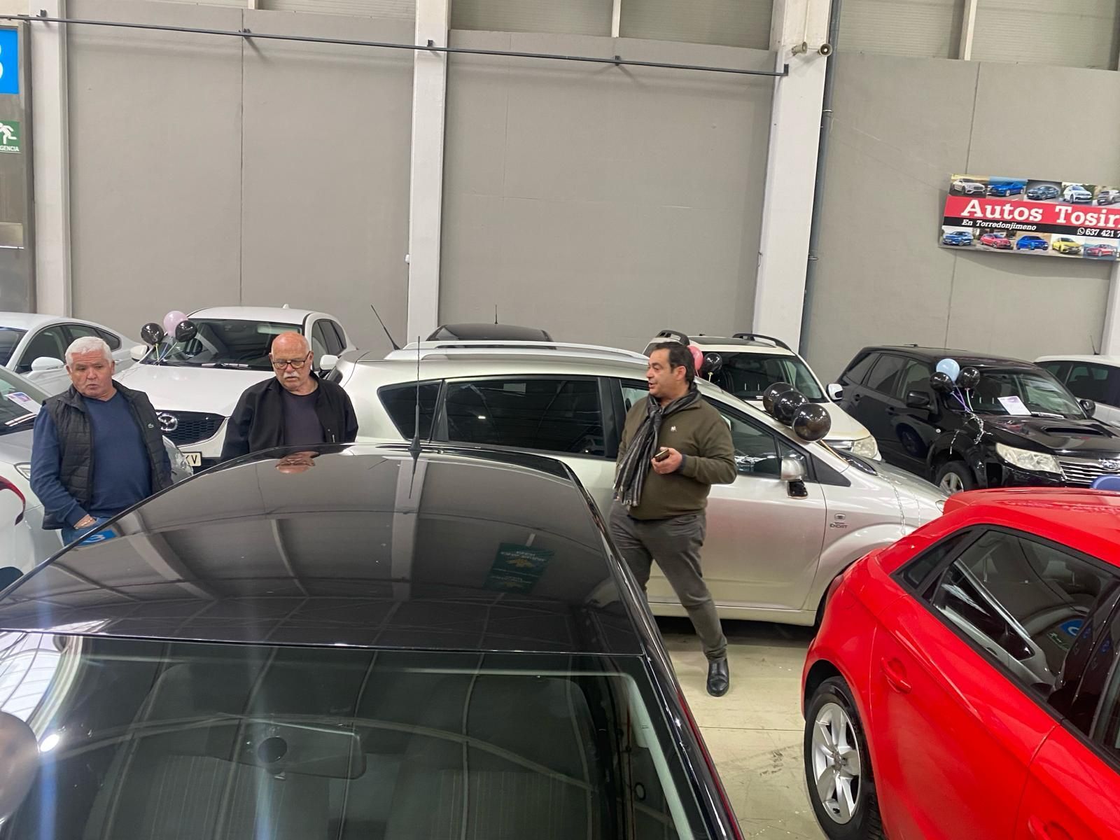 En imágenes: más de 350 coches se exponen en el XVI Salón del Vehículo de Ocasión de Jaén