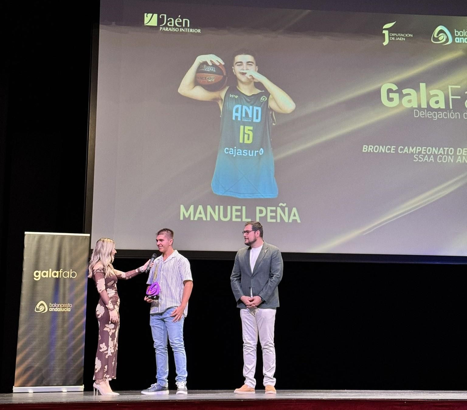 En imágenes: reconocimiento al baloncesto provincial en la Gala FAB Jaén 2025