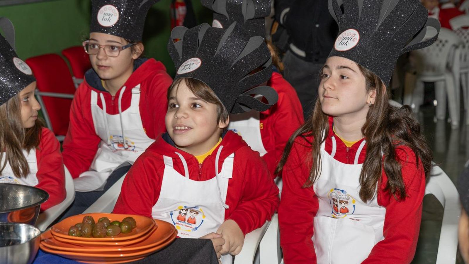 'Pequeños Chefs' la actividad que los chefs estrella Michelin realizan con el alumnado del Colegio Santa María de Los Apóstoles