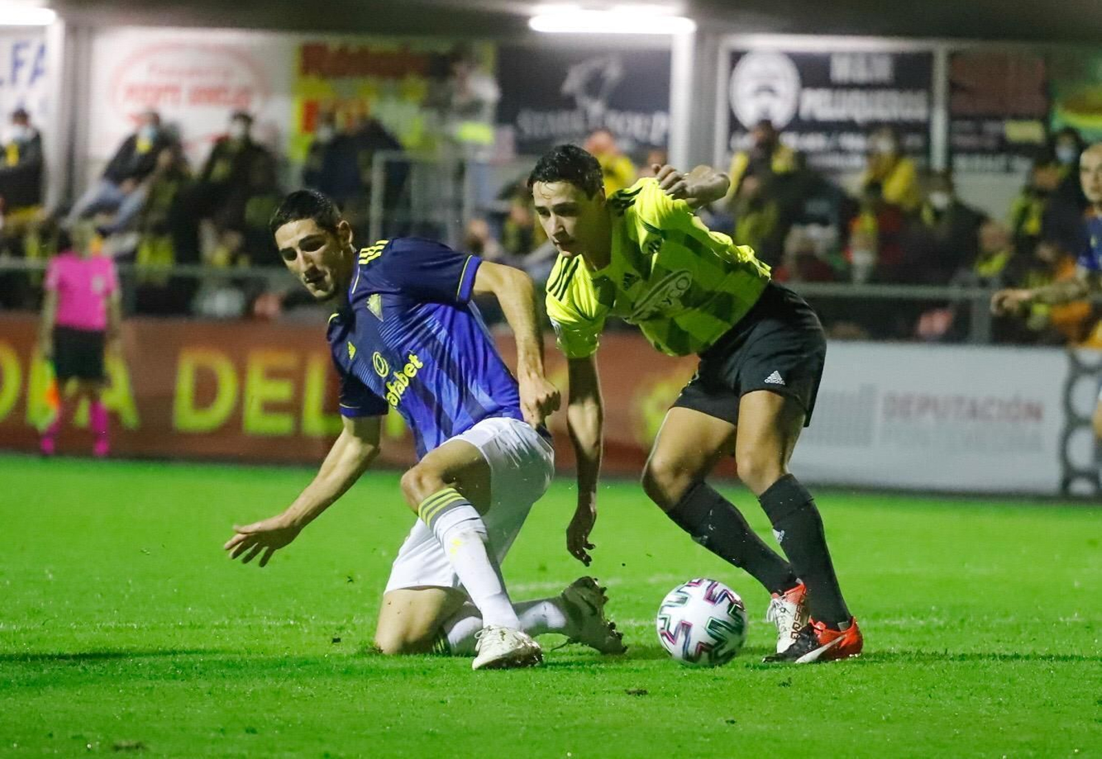 Bodiger, durante el partido contra el Ribadumia.