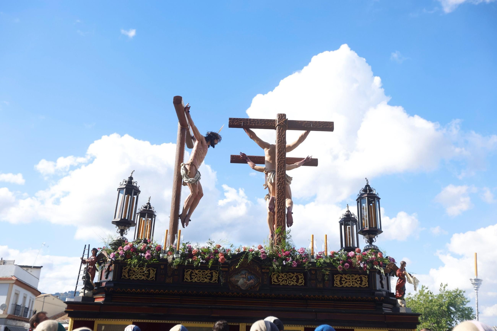 La procesión de la Conversión en este Viernes Santo de Córdoba, en imágenes