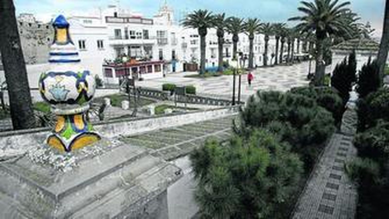 El céntrico Paseo de la Alameda de Tarifa, en imagen de archivo.