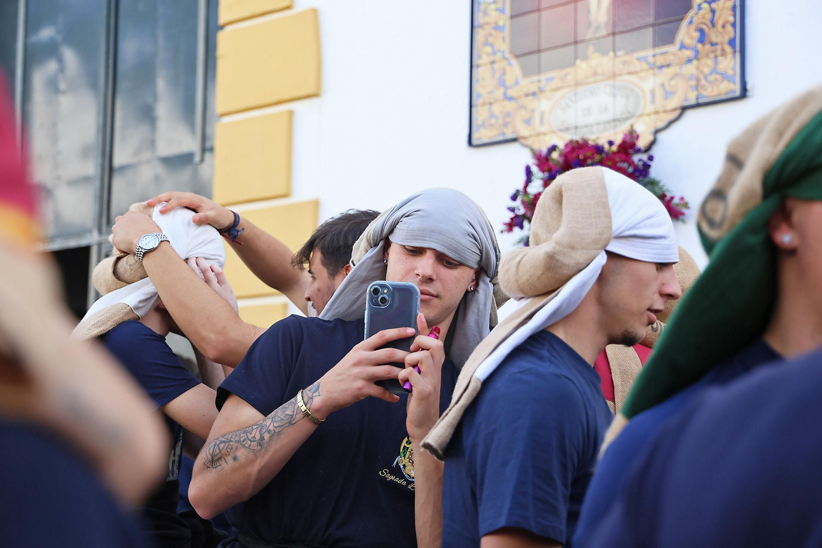 Imágenes de la VIrgen de Los Dolores por su barrio de las Colonias