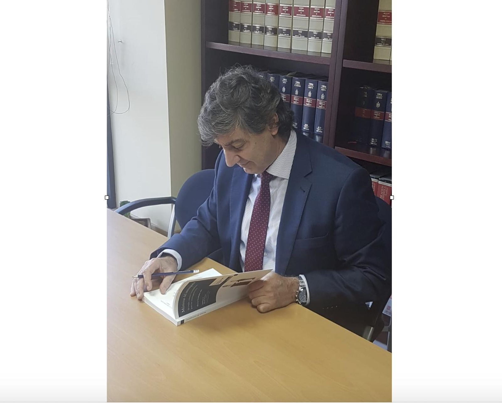 Óscar Fernández León. Abogado