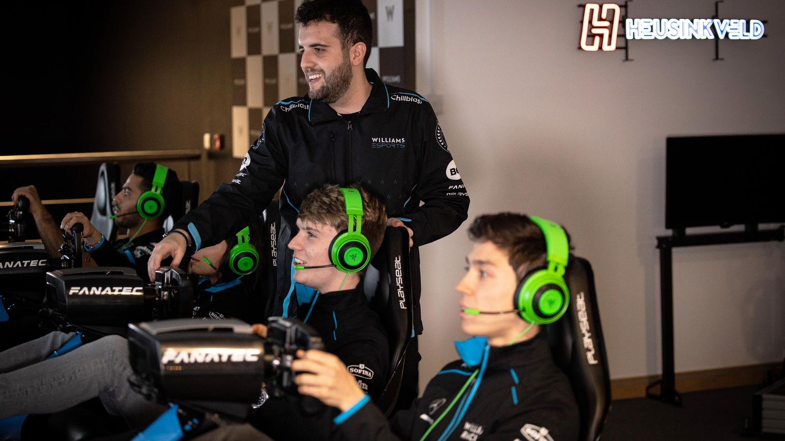 Javier Guerra a logrado convertir su hobby en su trabajo