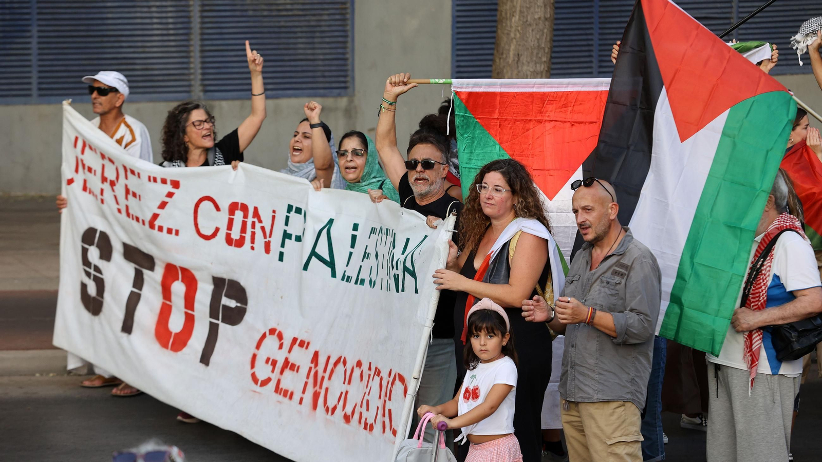 Imágenes de la manifestación 'Jerez con Palestina STOP Genocidio'