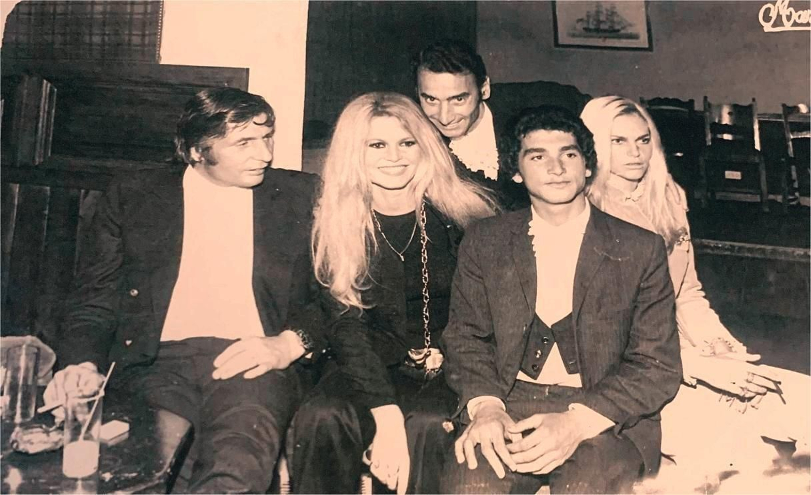 Con Brigitte Bardot, Gunter Sachs y Sacromonte.