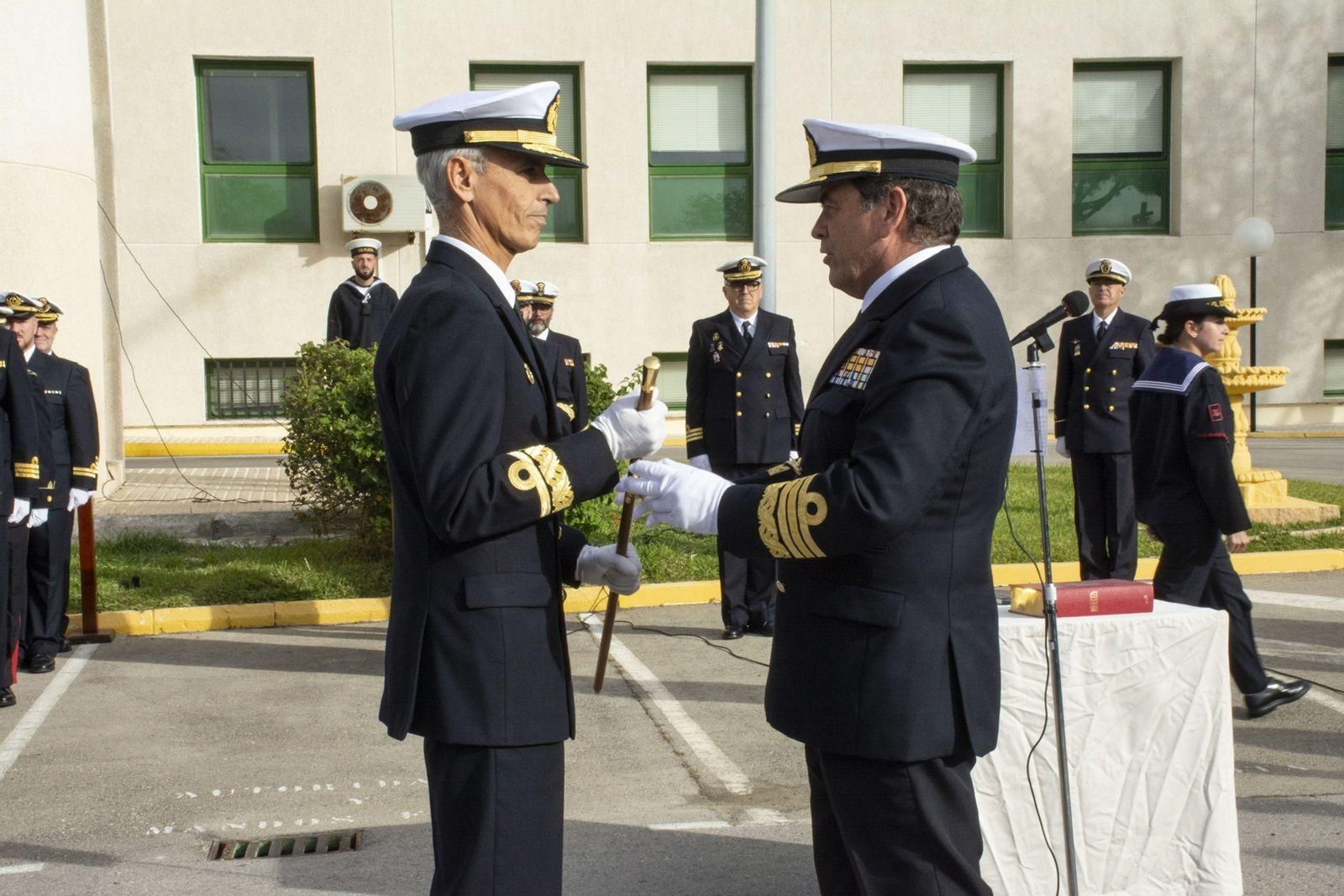 El contralmirante Vicente  Rubio  Bolivar toma posesión de la Jefatura del Estado Mayor de la Flota