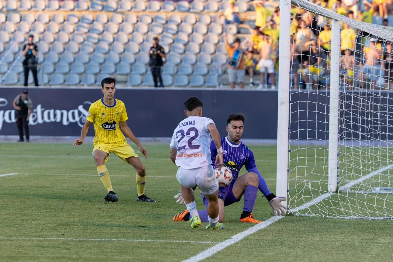 Las mejores imágenes del Real Jaén - CD Huétor Tájar Las mejores imágenes del Real Jaén - CD Huétor Tájar