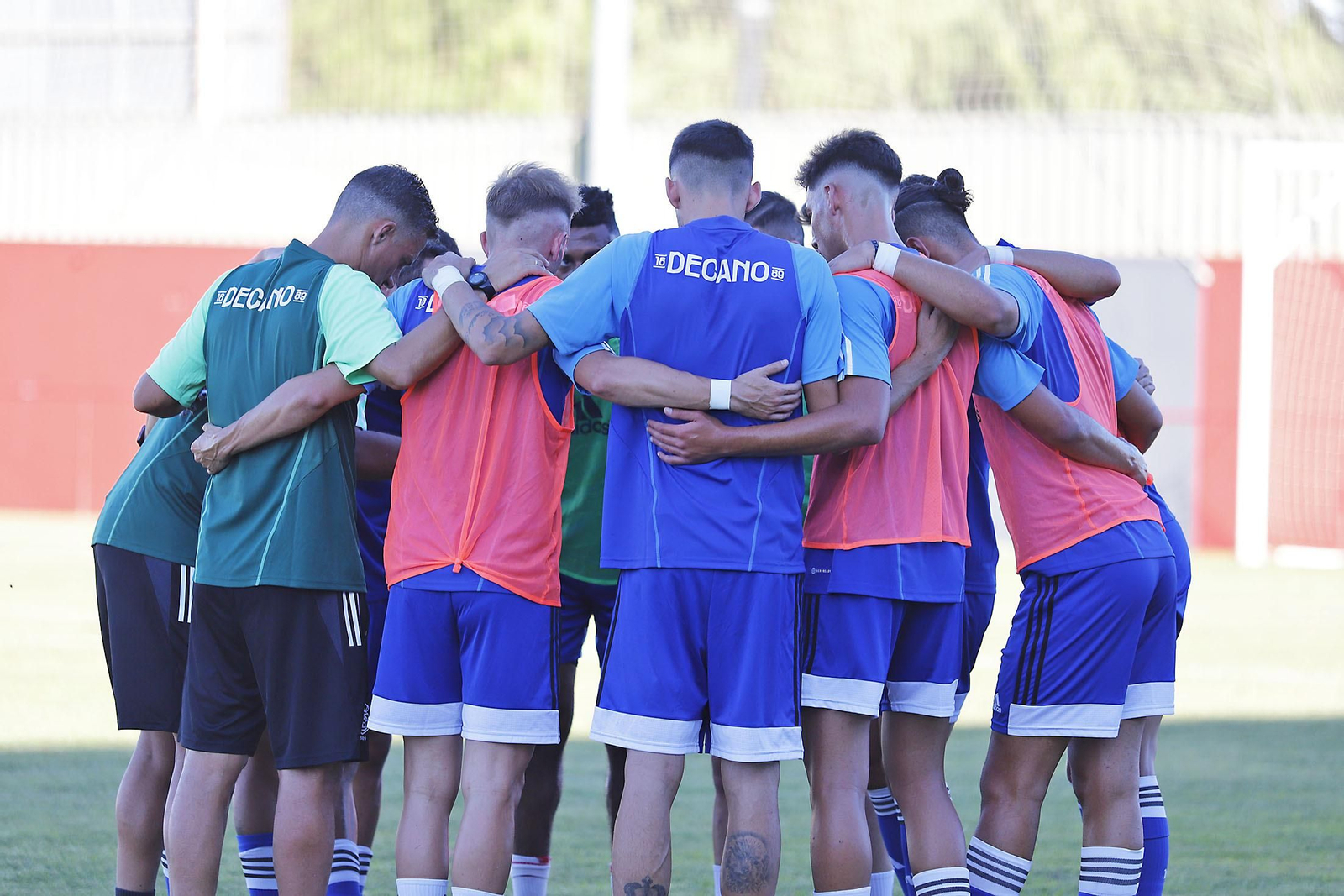 Imágenes del partido entre el Cartaya y el Recreativo de Huelva
