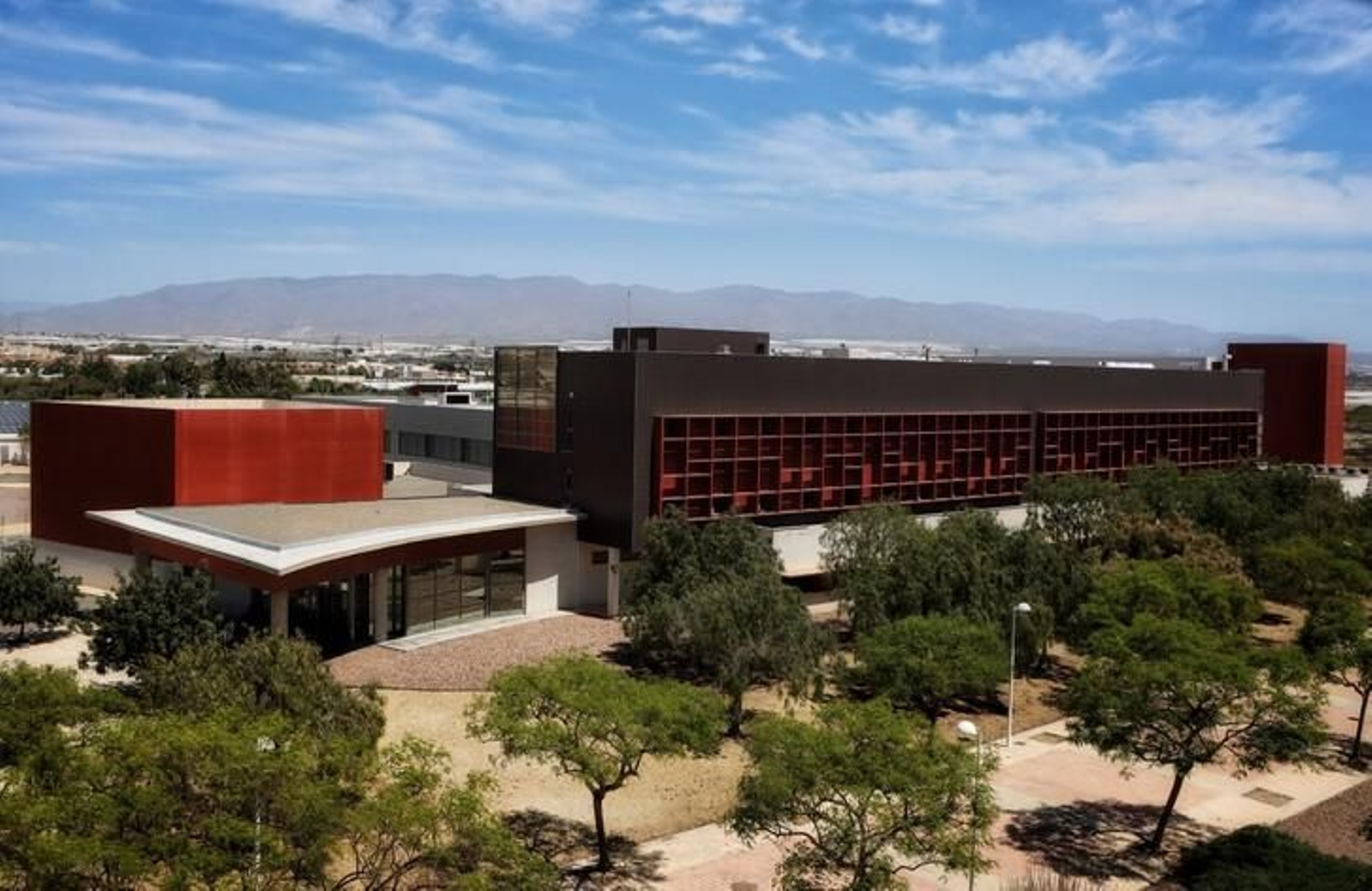 Terrenos donde se va a construir el hospital simulado, junto a la Facultad de Ciencias de la Salud