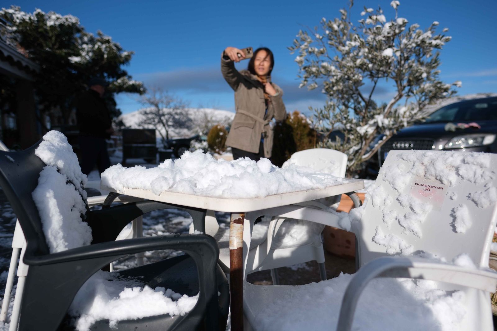 La nieve tiñe de blanco la Serranía de Ronda