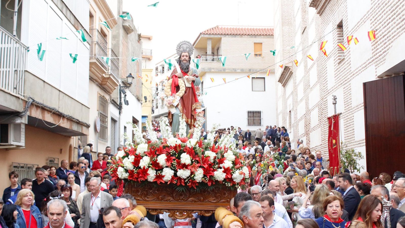 Las Fiestas de San Marcos de Adra son una explosión de alegría, color y muchos caballos.