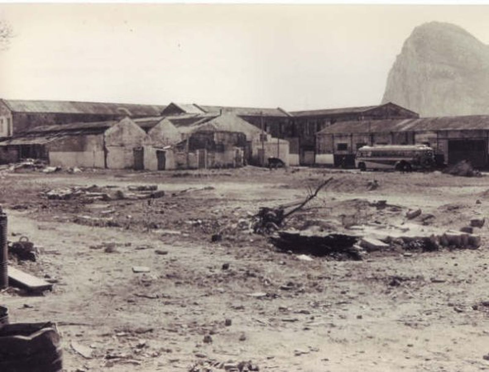 La fábrica de corchos que estuvo ubicada en el espigón de San Felipe.