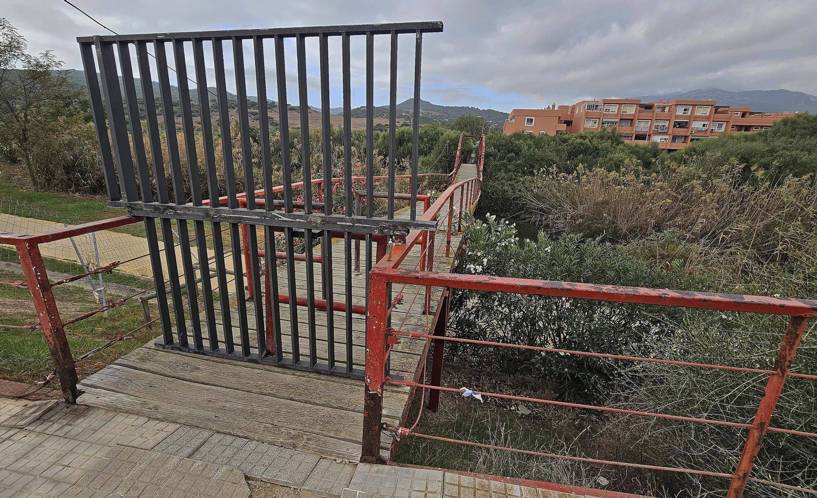 Fotos de los desperfectos en las barriadas de Getares en Algeciras