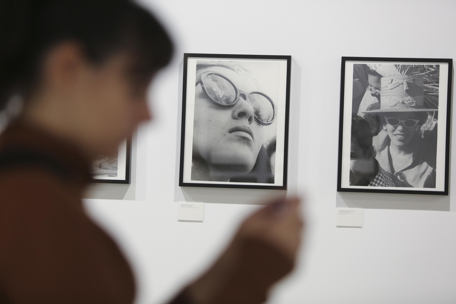 Dos retratos femeninos de Alberto Korda, en la exposición de La Térmica.