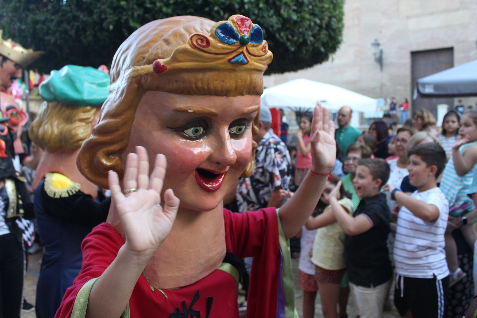 Los Gigantes y Cabezudos de Vera, en imágenes