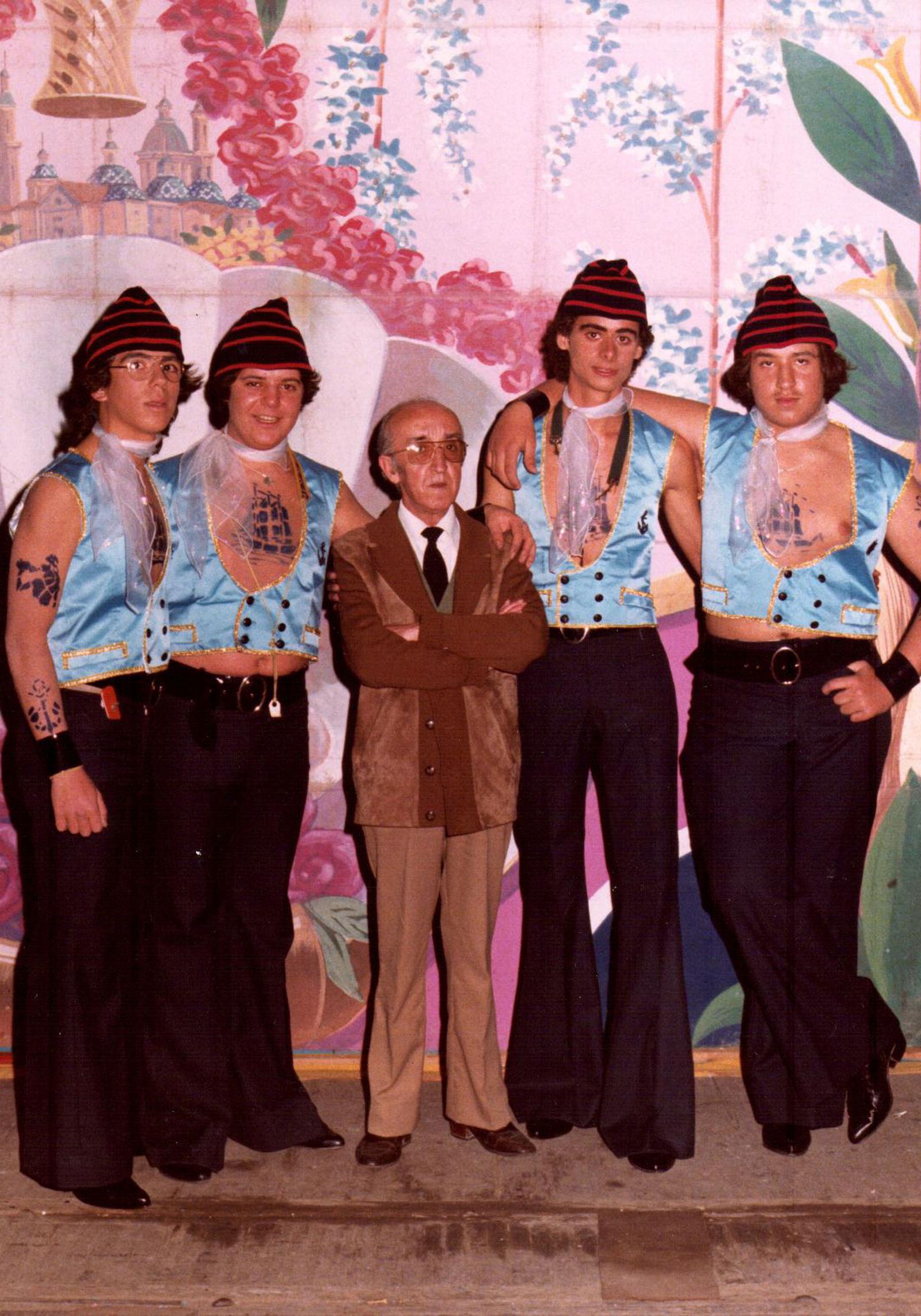 La comparsa de Ricardo Villa 'Tatuaje', de Ricardo Villa.