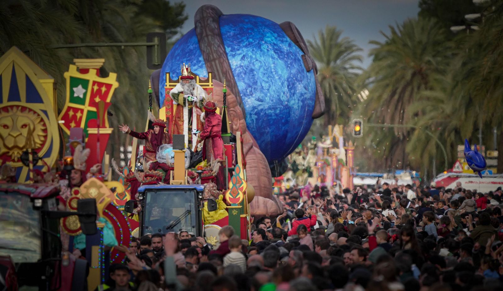 Imágenes de la cabalgata de Reyes Magos en Jerez