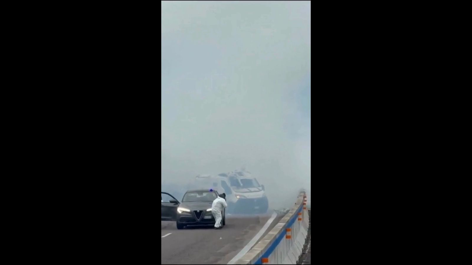 Impresionante asalto con explosiones y armas automáticas al sur de Italia