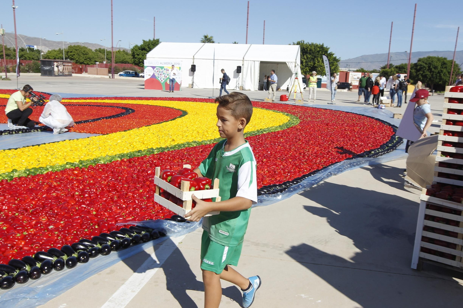 Fotogalería Récord Guinness Corazón Hortalizas Almería