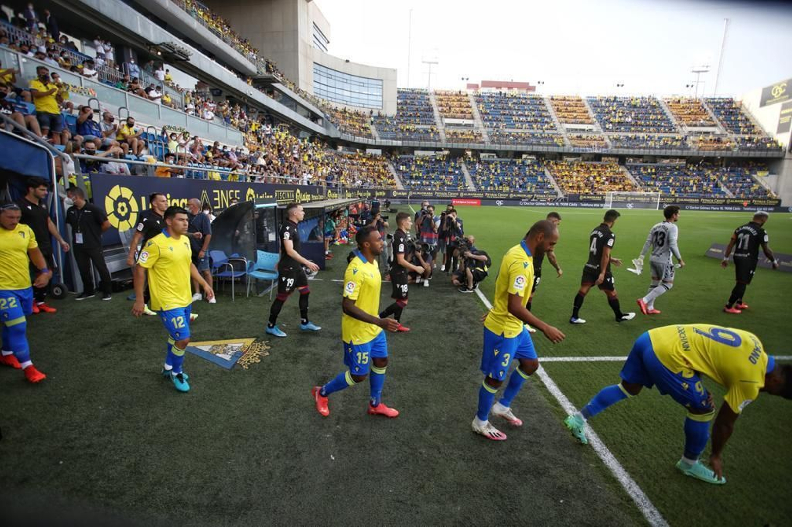 Las imágenes del Cádiz-Levante