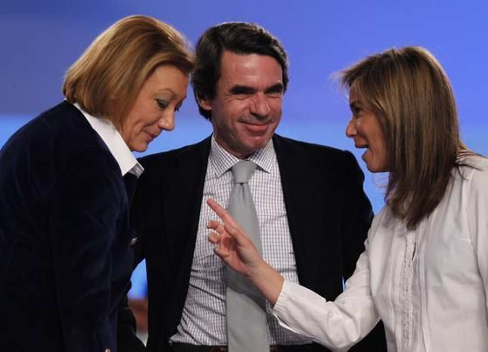 Varios miembros del Partido Popular durante la celebración del Congreso Nacional del PP. 

Foto: Antonio Pizarro