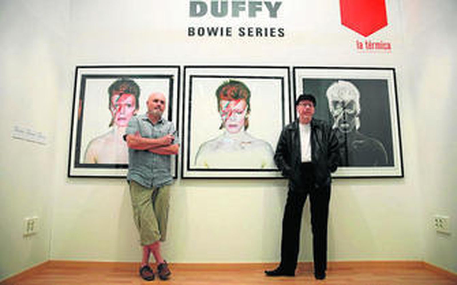 Chris Duff y Kevin Cann, ayer, en La Térmica, durante la inauguración de la muestra.